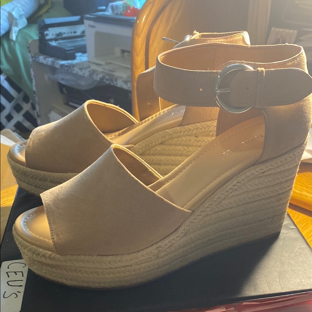 Nine West Tan Wedge Sandals with Peep-Toe